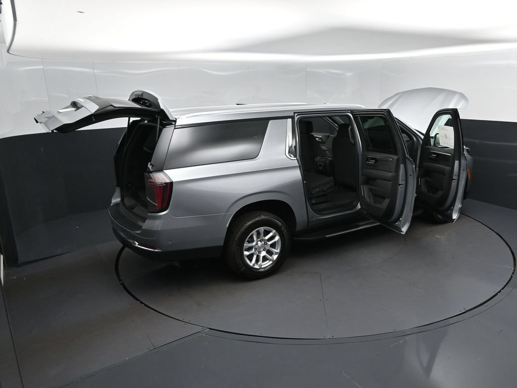 New 2026 Chevrolet Suburban LS RWD image 50