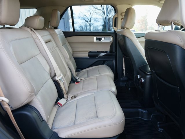 Used 2020 Ford Explorer Limited image 10