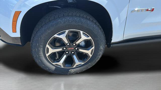 New 2026 GMC Yukon XL AT4 w/ AT4 Premium Package image 29