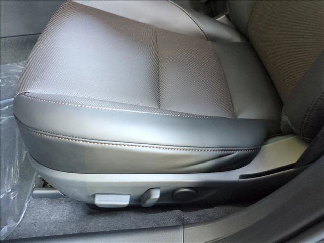 New 2026 MAZDA MAZDA3 Hatchback w/Premium Plus Pkg image 4