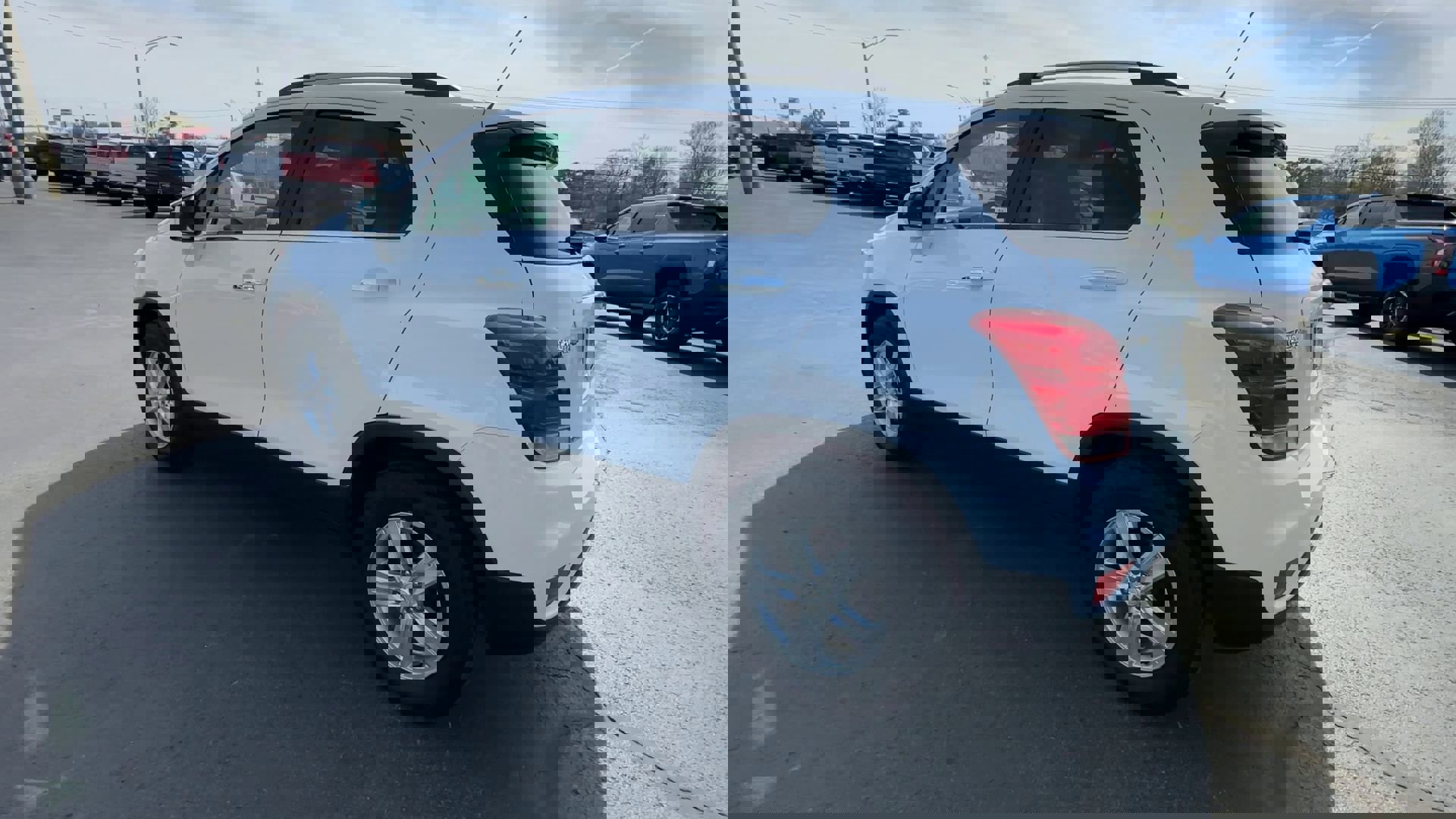 Used 2020 Chevrolet Trax LT w/ LT Convenience Package FWD image 6