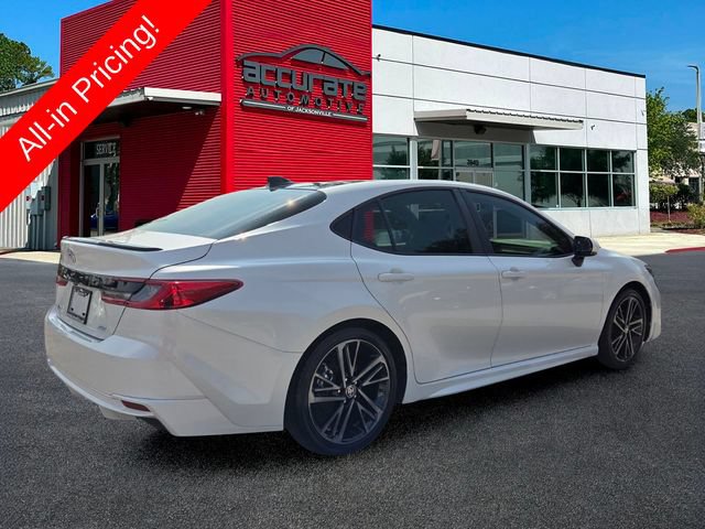 Used 2025 Toyota Camry XSE FWD image 5