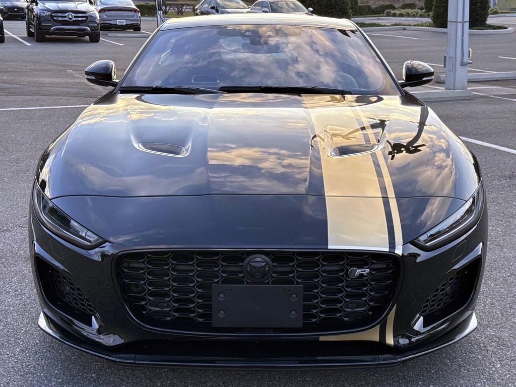 New 2024 Jaguar F-TYPE R image 8