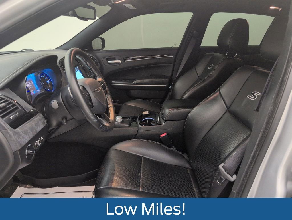 Used 2022 Chrysler 300 S w/ Comfort Group RWD image 4