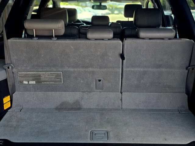 Used 2011 Toyota Sequoia Limited AWD/4WD image 57