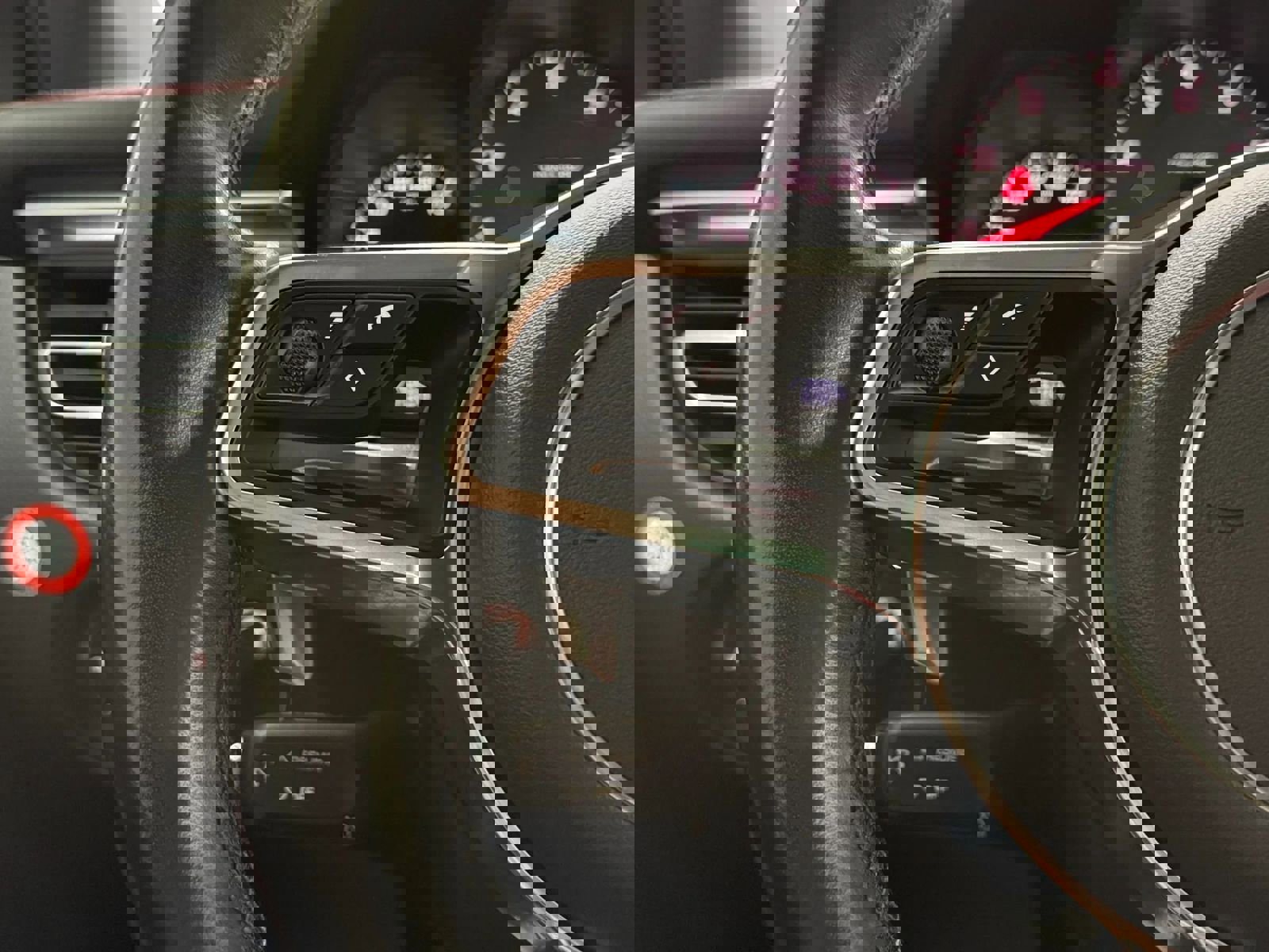 Used 2019 Porsche Macan S w/ Premium Package Plus image 32