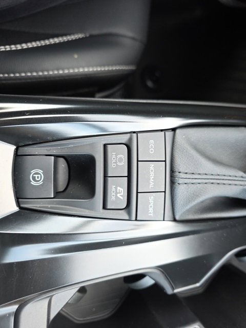 Certified 2025 Toyota Camry SE image 21