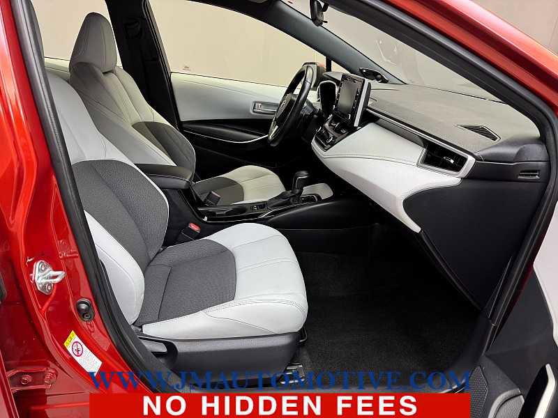 Used 2019 Toyota Corolla XSE image 19