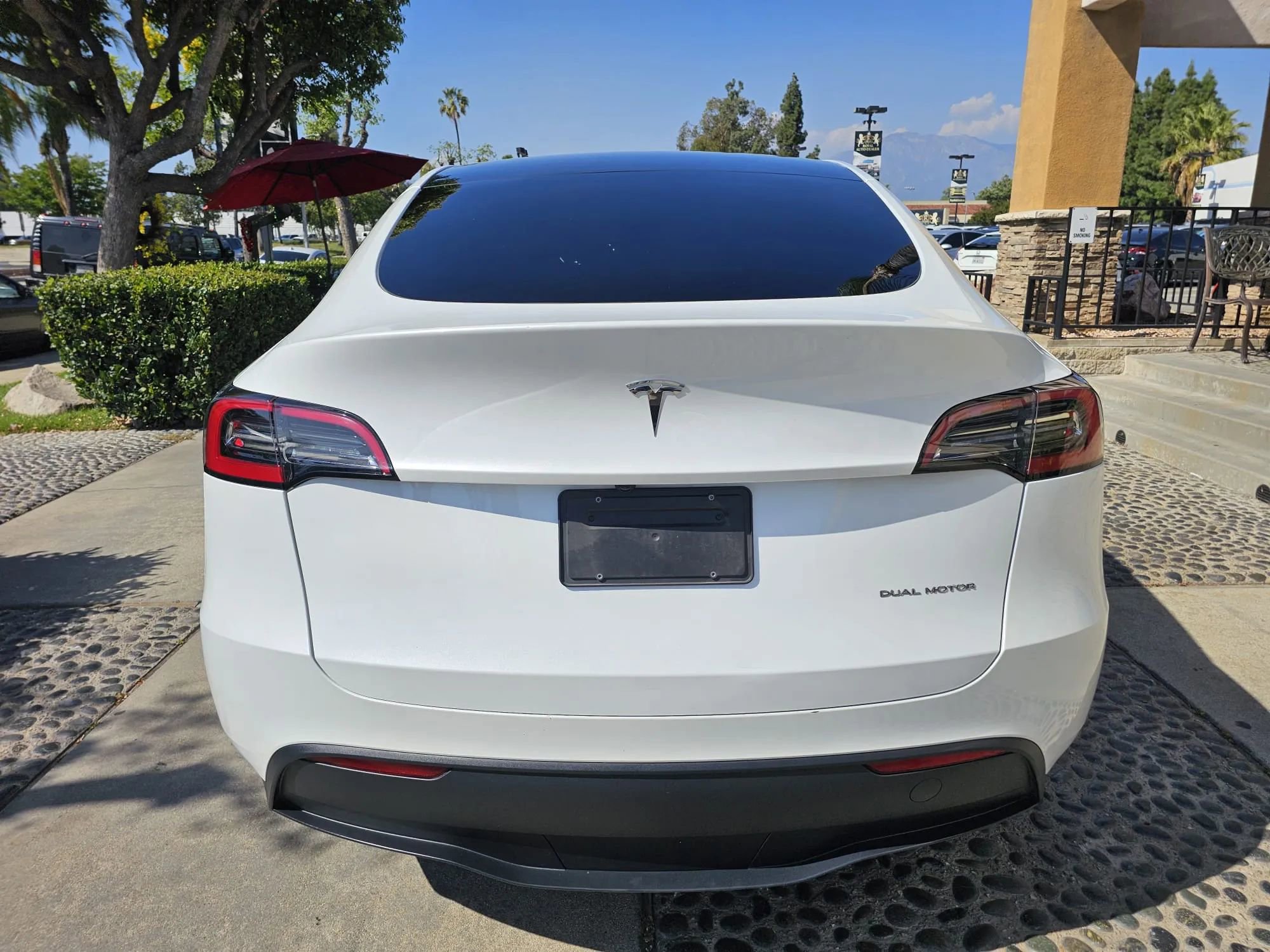Used 2023 Tesla Model Y AWD image 6