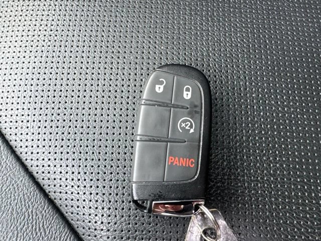 Used 2023 Jeep Compass High Altitude AWD/4WD image 30