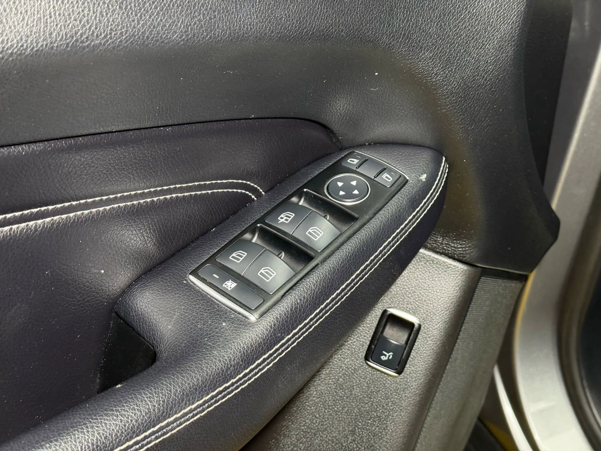 Used 2013 Mercedes-Benz ML 350 ML 350 BlueTEC 4MATIC Sport Ut image 45