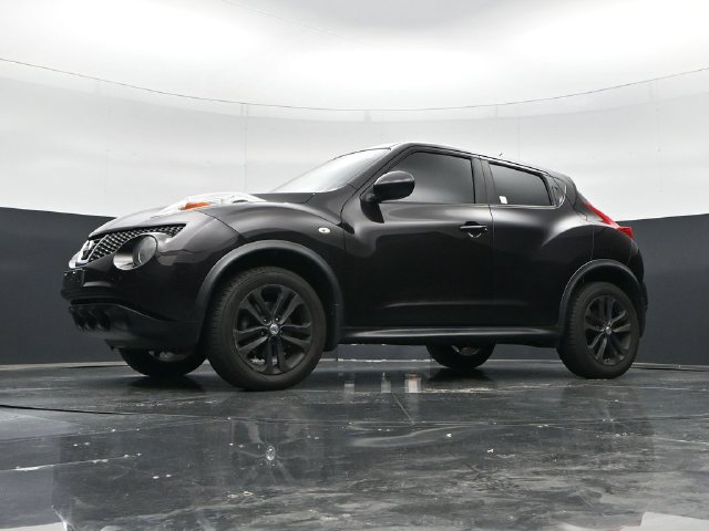 Used 2014 Nissan Juke S FWD image 46