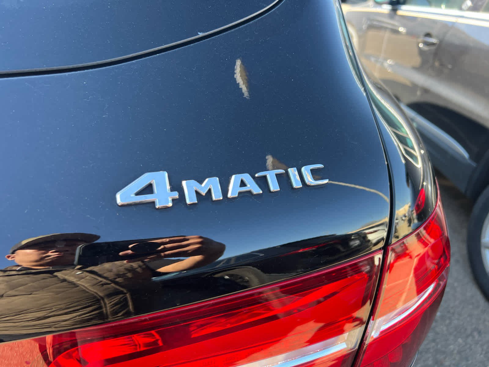 Used 2017 Mercedes-Benz GLC 300 4MATIC image 9