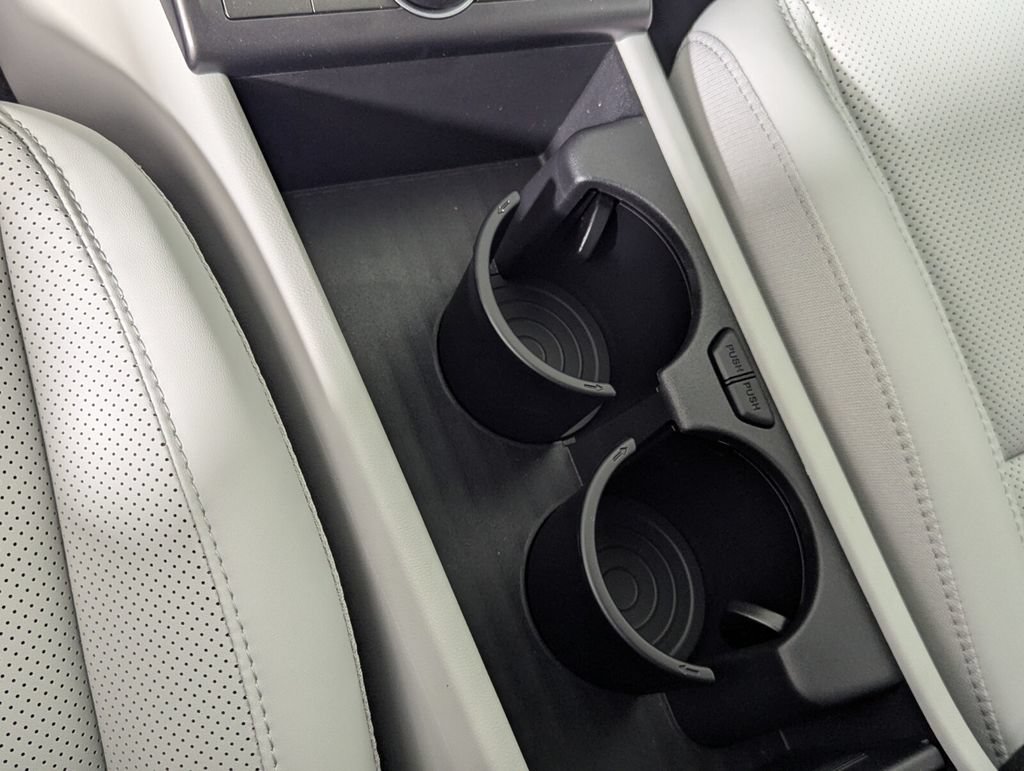 New 2026 Hyundai Kona SEL Premium FWD image 22
