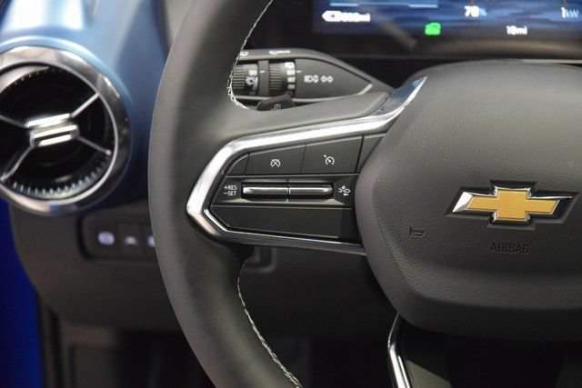 New 2026 Chevrolet Equinox EV LT w/ Convenience Package II FWD image 32