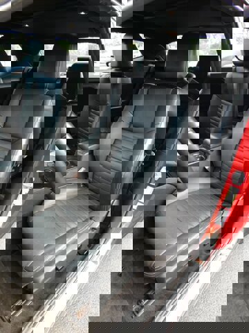 Used 2011 Dodge Challenger SE image 38