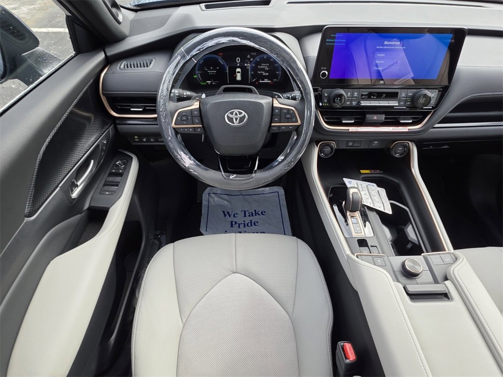 New 2026 Toyota Grand Highlander AWD Hybrid image 6