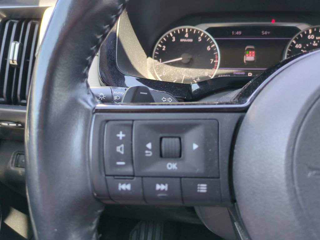 Used 2022 Nissan Pathfinder SL w/ Cargo Package image 24