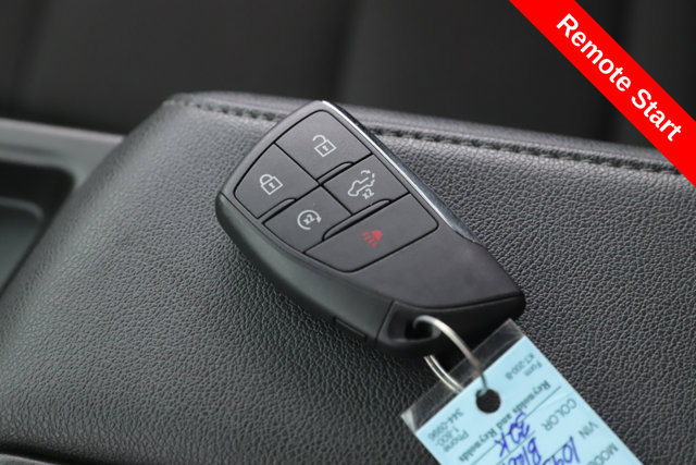 Used 2025 GMC Sierra 1500 Elevation AWD/4WD image 3