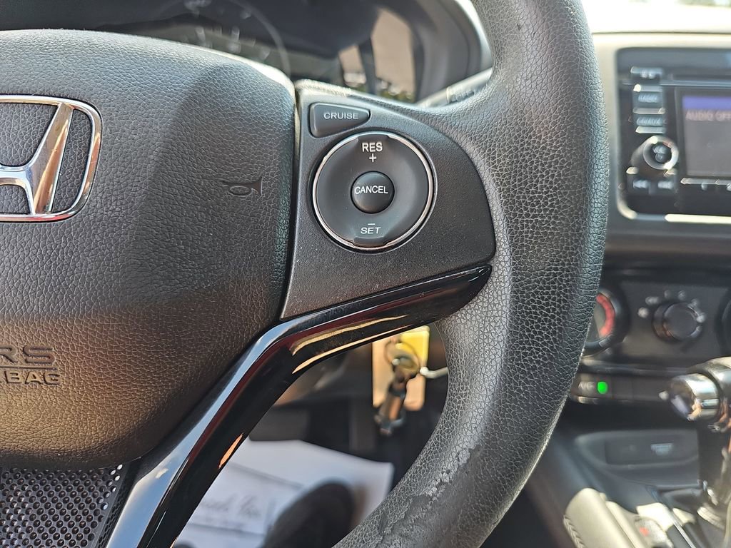 Used 2017 Honda HR-V LX image 21