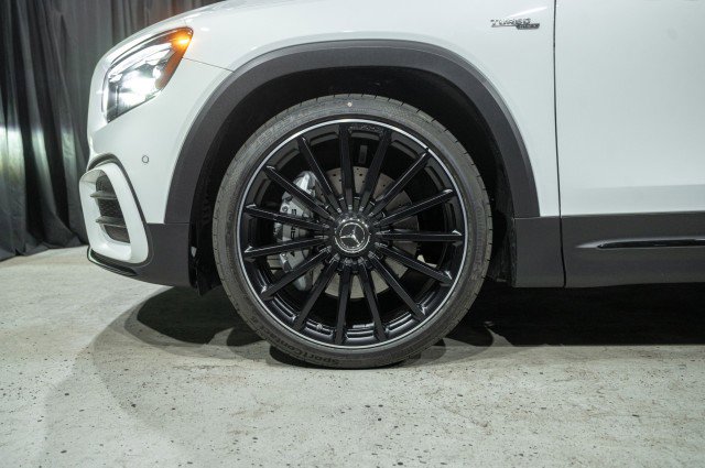 New 2026 Mercedes-Benz GLB 35 AMG 4MATIC image 7