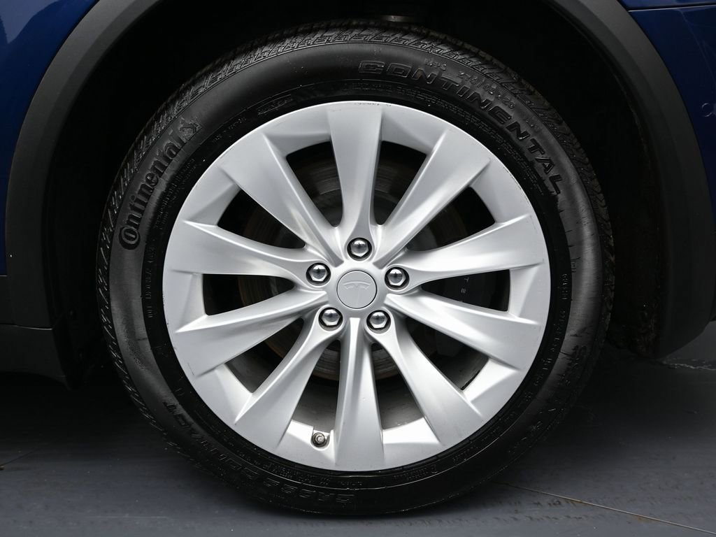 Used 2017 Tesla Model X 100D image 12