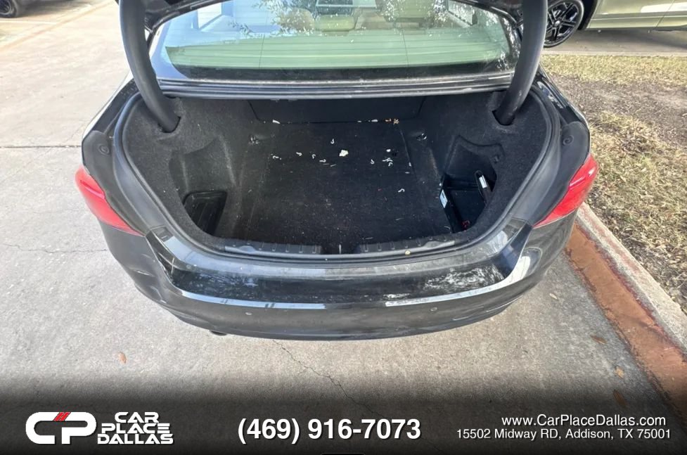 Used 2016 BMW 320i Sedan RWD image 18