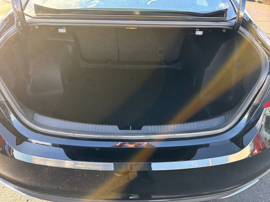 Used 2023 Chevrolet Malibu RS image 22