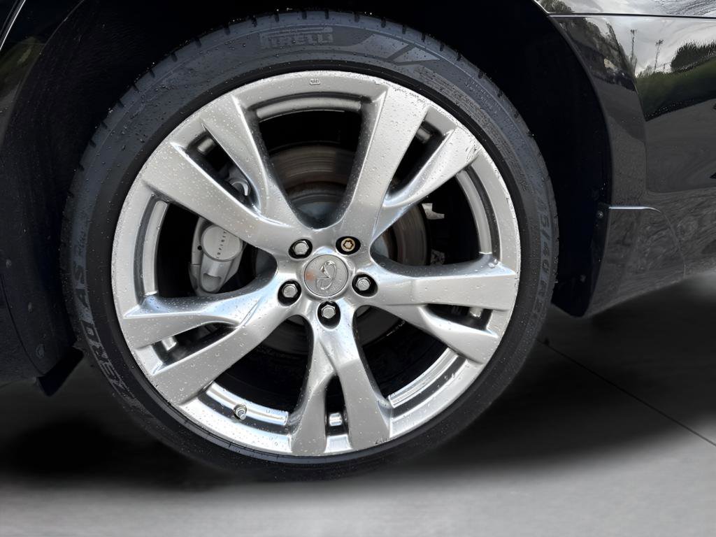 Used 2017 INFINITI Q70 L 3.7 AWD/4WD image 8
