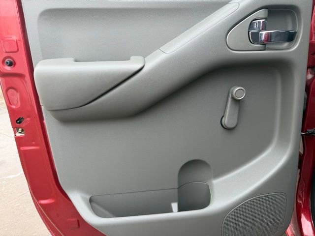 Used 2016 Nissan Frontier S image 19