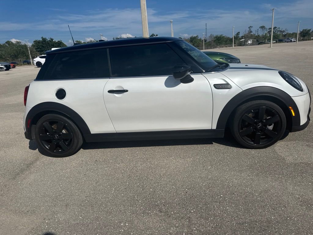 Used 2024 MINI Cooper S FWD image 3
