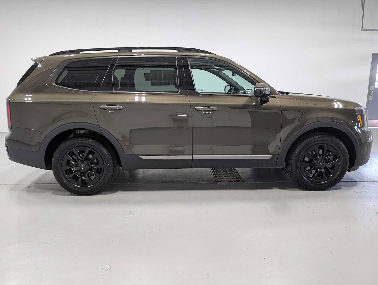 Certified 2023 Kia Telluride SX X-Pro AWD/4WD image 7