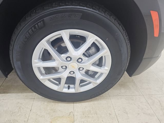 Used 2024 Chevrolet Equinox LT w/ LPO, Floor Liner Package image 21