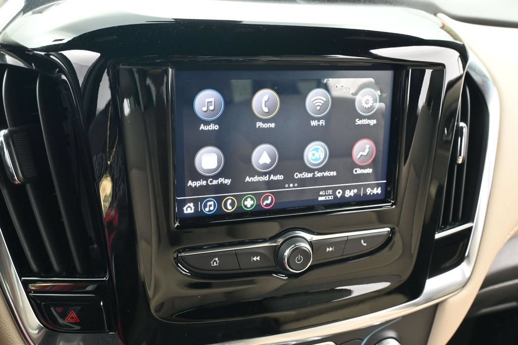 Used 2023 Chevrolet Traverse LS FWD image 18