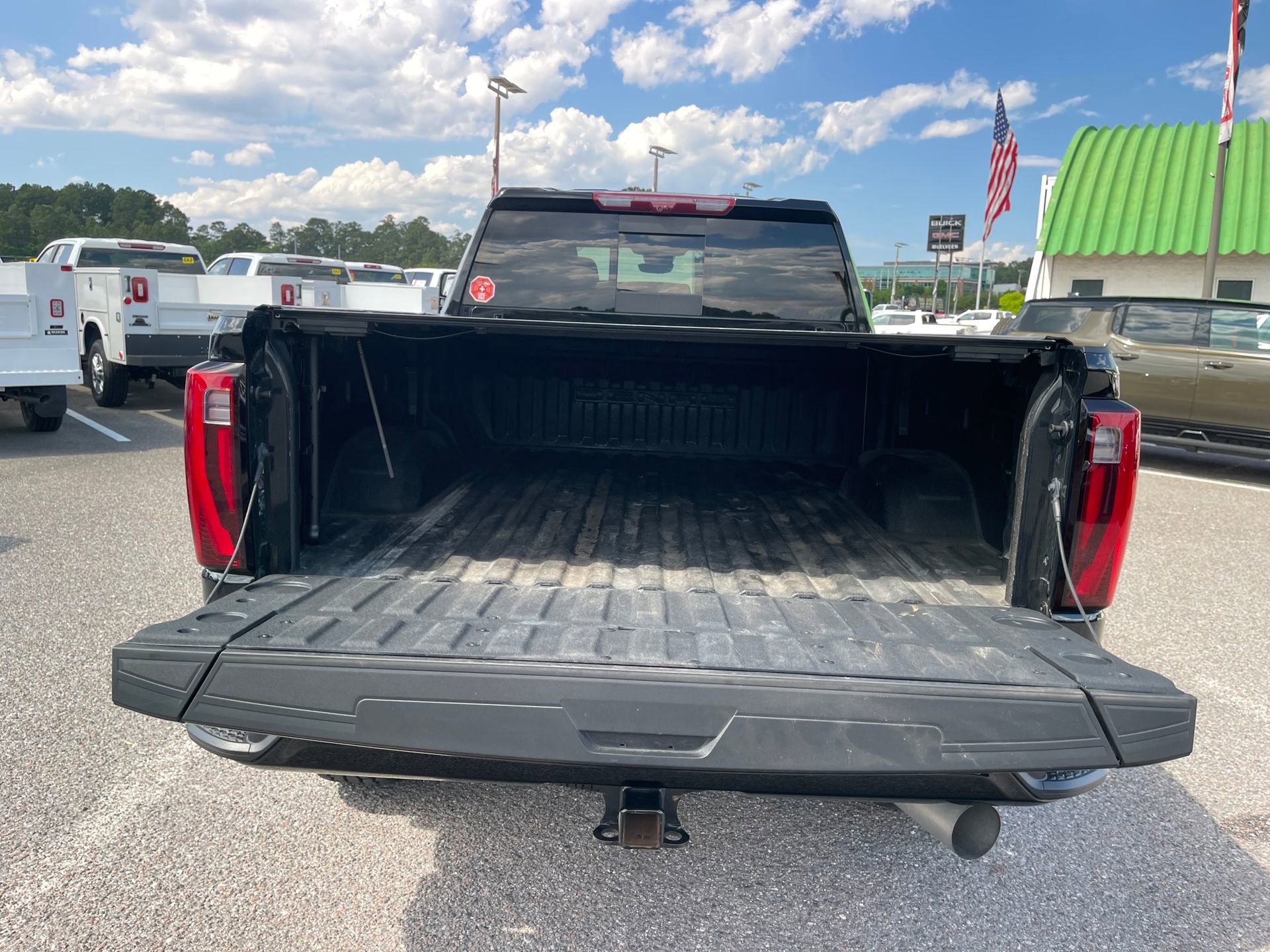 Used 2024 GMC Sierra 2500 Denali w/ Denali Reserve Package image 23