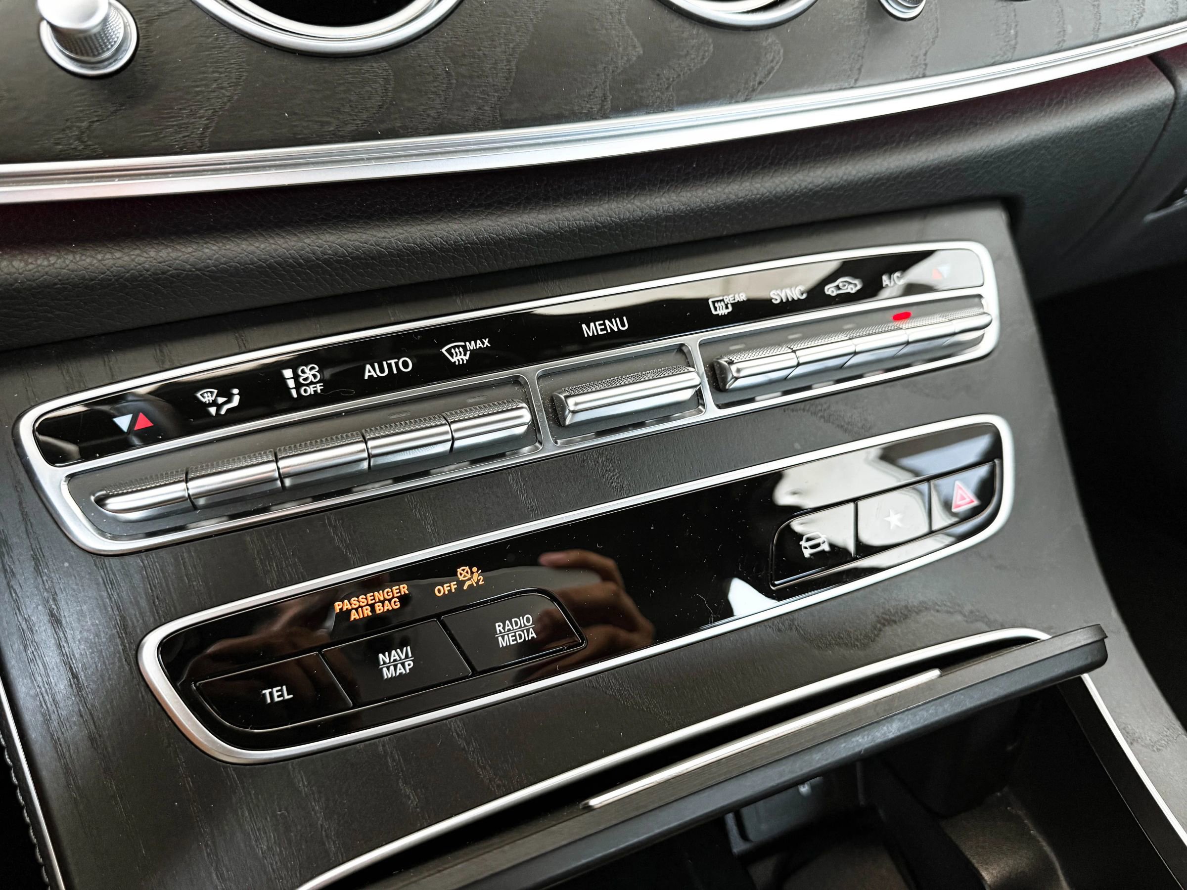 Used 2023 Mercedes-Benz E 450 4MATIC Sedan image 21