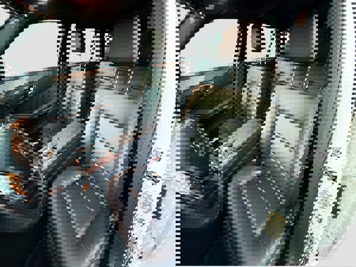 Used 2013 Mercedes-Benz E 350 4MATIC Wagon image 20