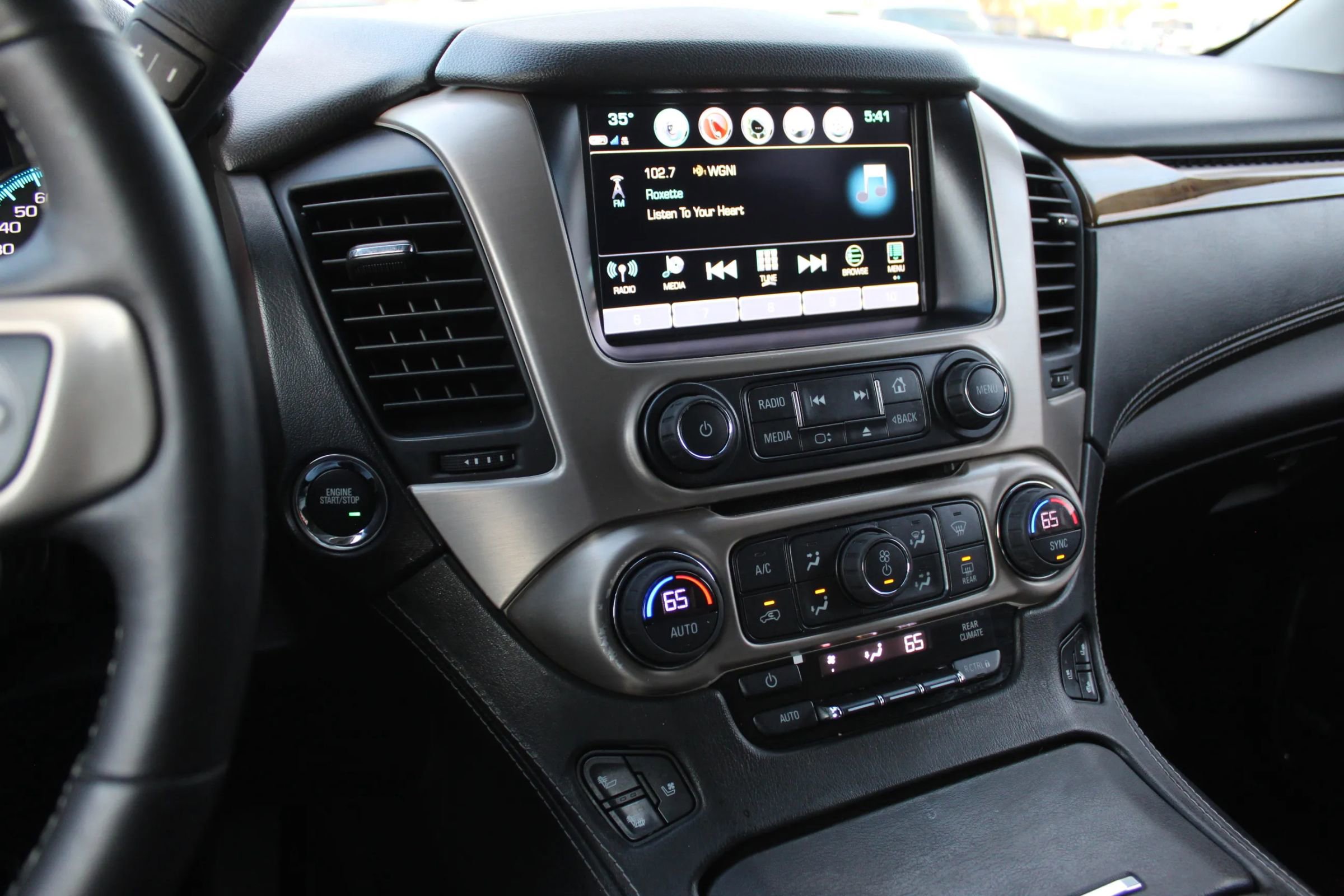 Used 2017 GMC Yukon Denali w/ Open Road Package image 18