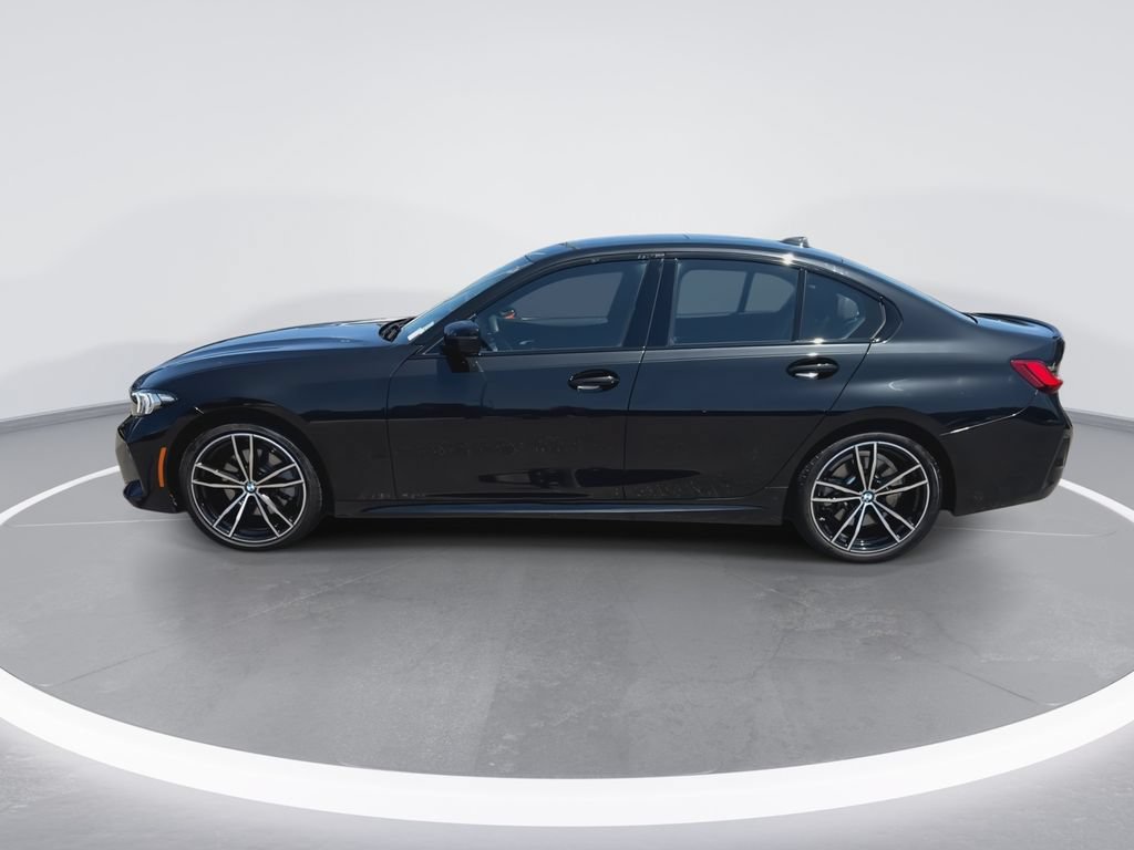 Used 2024 BMW 330i xDrive Sedan w/ M Sport Package AWD/4WD image 5