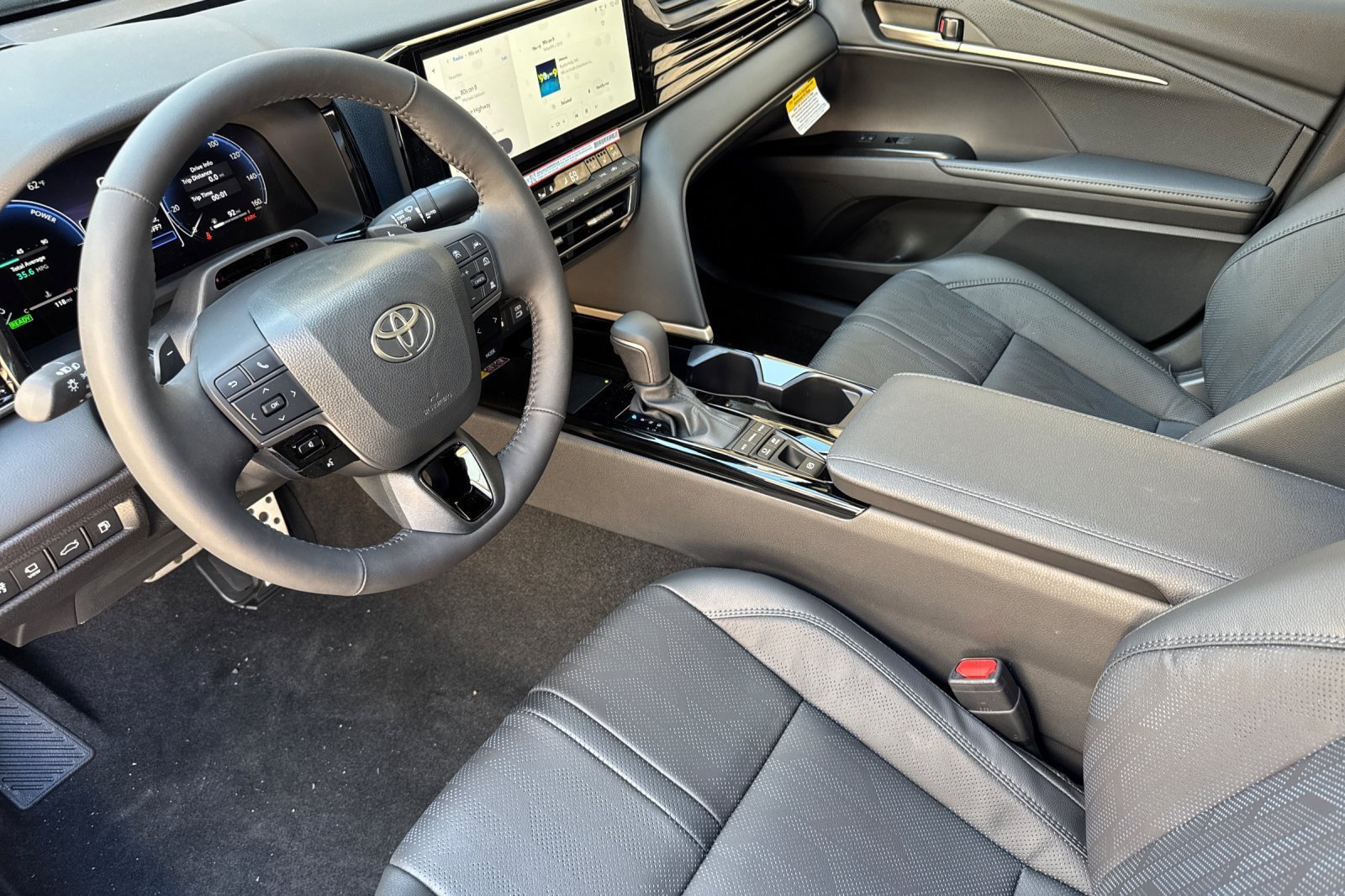New 2026 Toyota Camry XSE AWD/4WD image 9