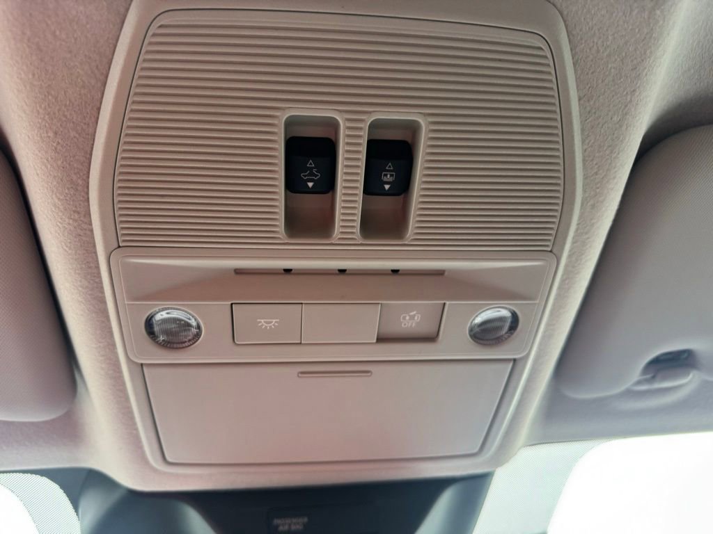 New 2026 Nissan Kicks SV w/ SV Premium Package FWD image 19