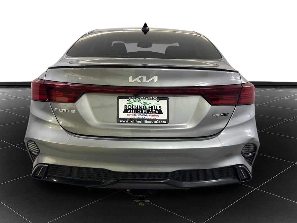 Used 2022 Kia Forte GT-Line w/ GT-Line Premium Package image 4