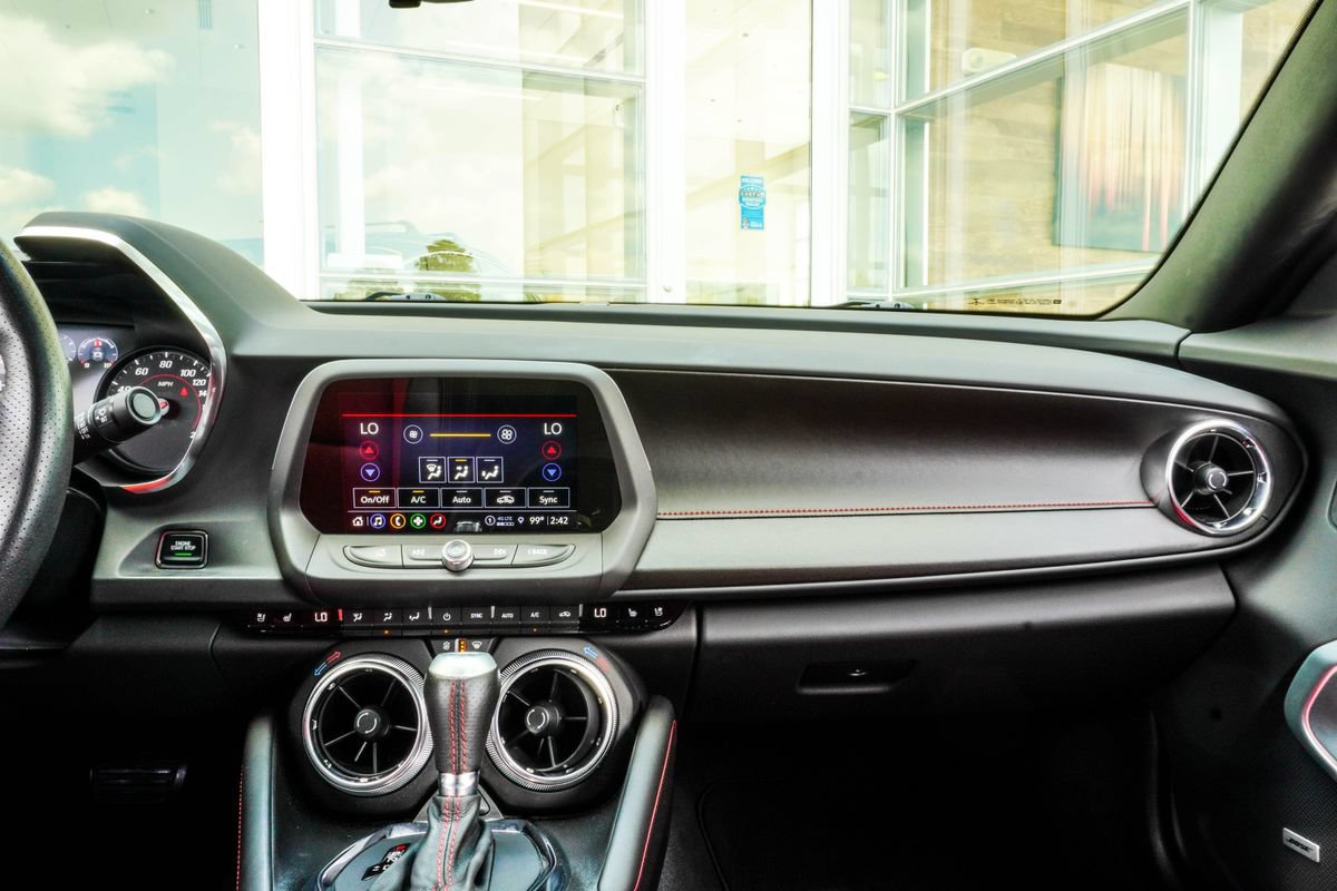 Used 2023 Chevrolet Camaro SS RWD image 18