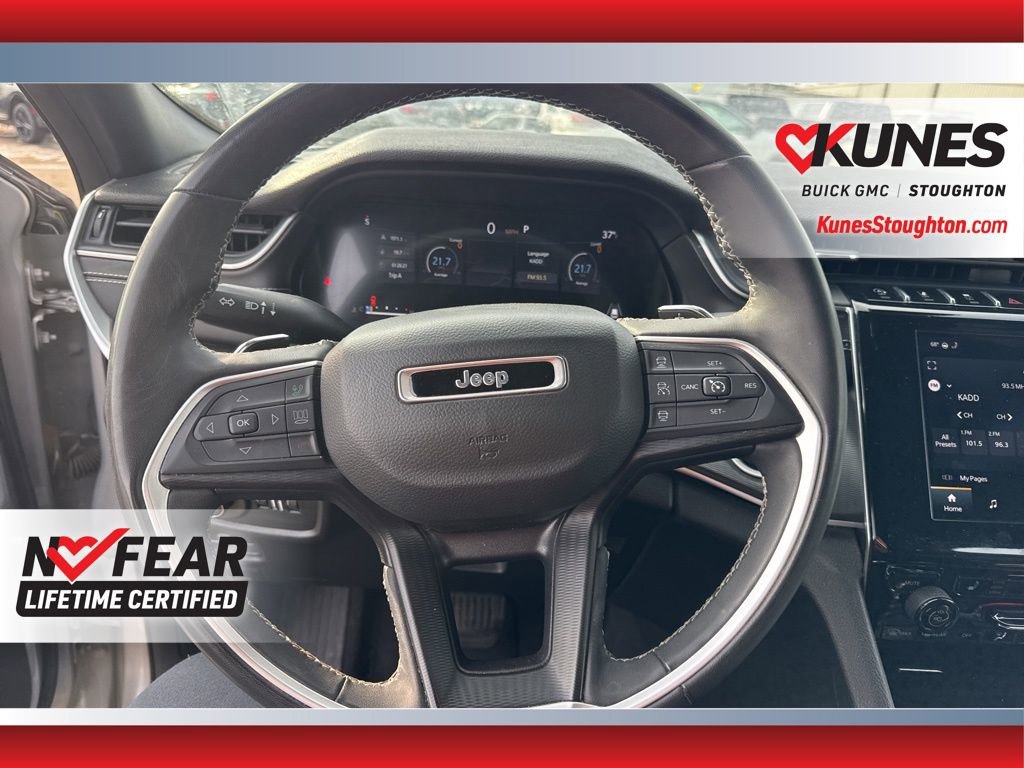 Used 2023 Jeep Grand Cherokee L Laredo image 24
