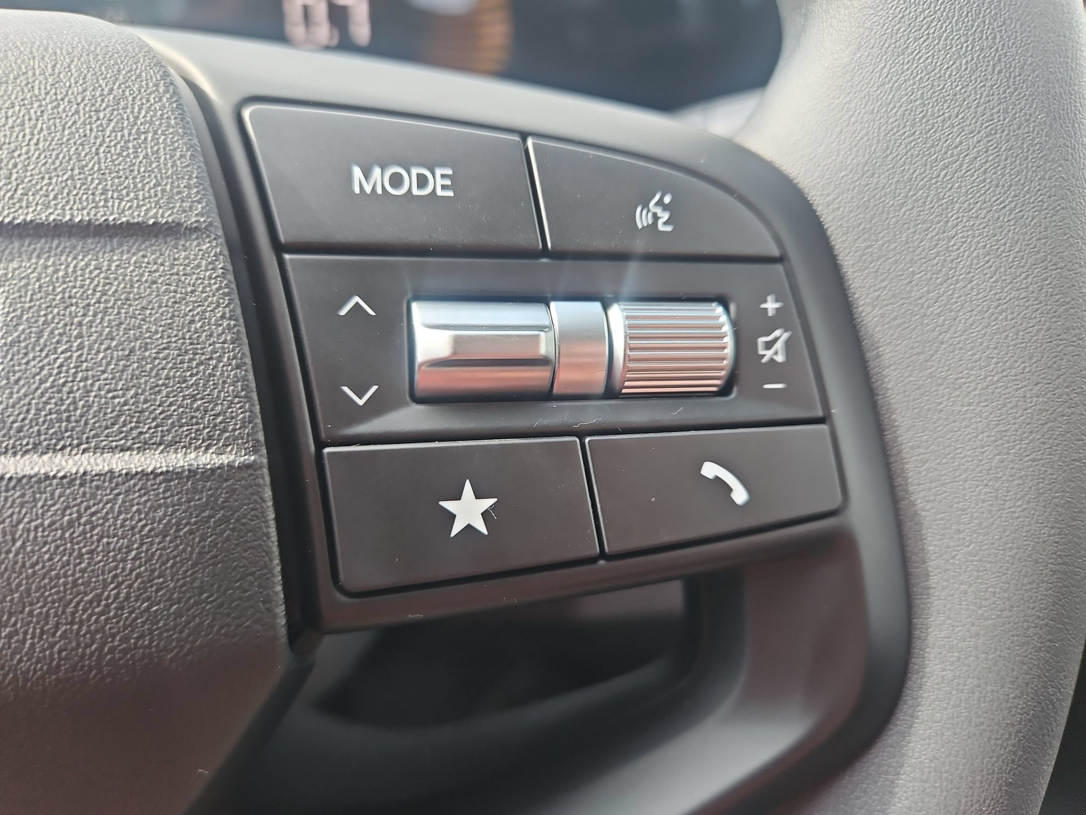 New 2026 Kia K4 FWD image 19