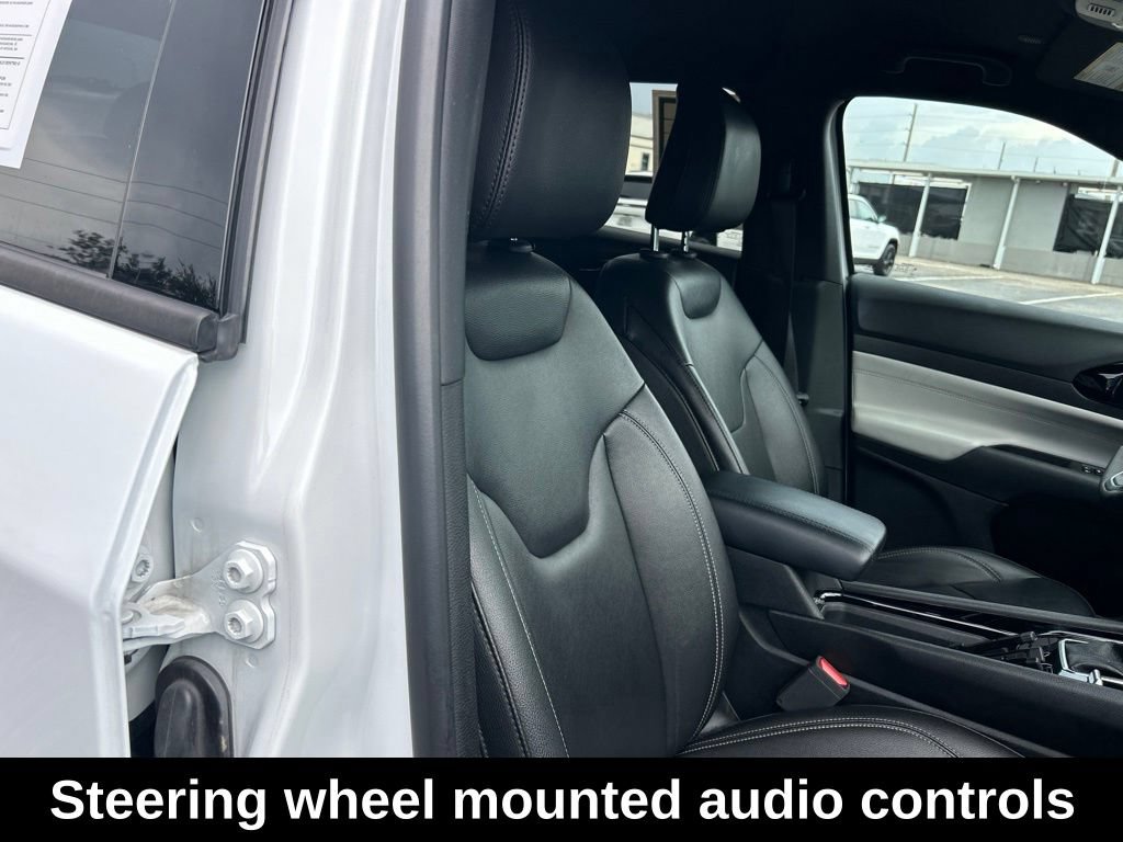 Used 2025 Jeep Compass Limited AWD/4WD image 22