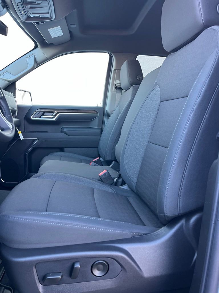 New 2026 Chevrolet Silverado 1500 LT image 8