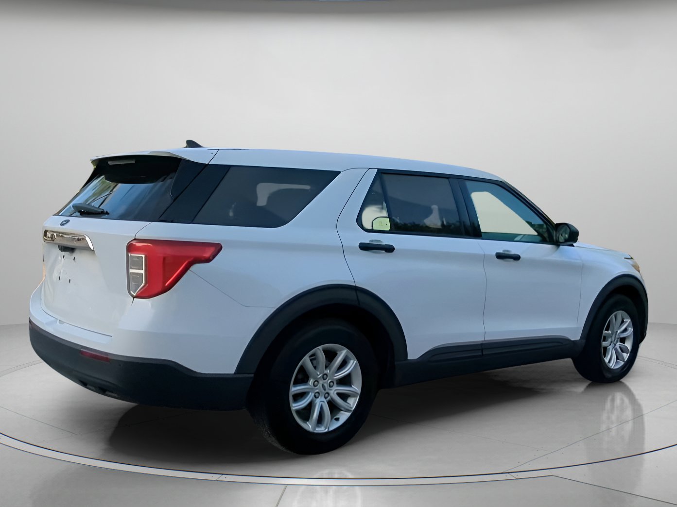 Certified 2021 Ford Explorer 2WD image 29
