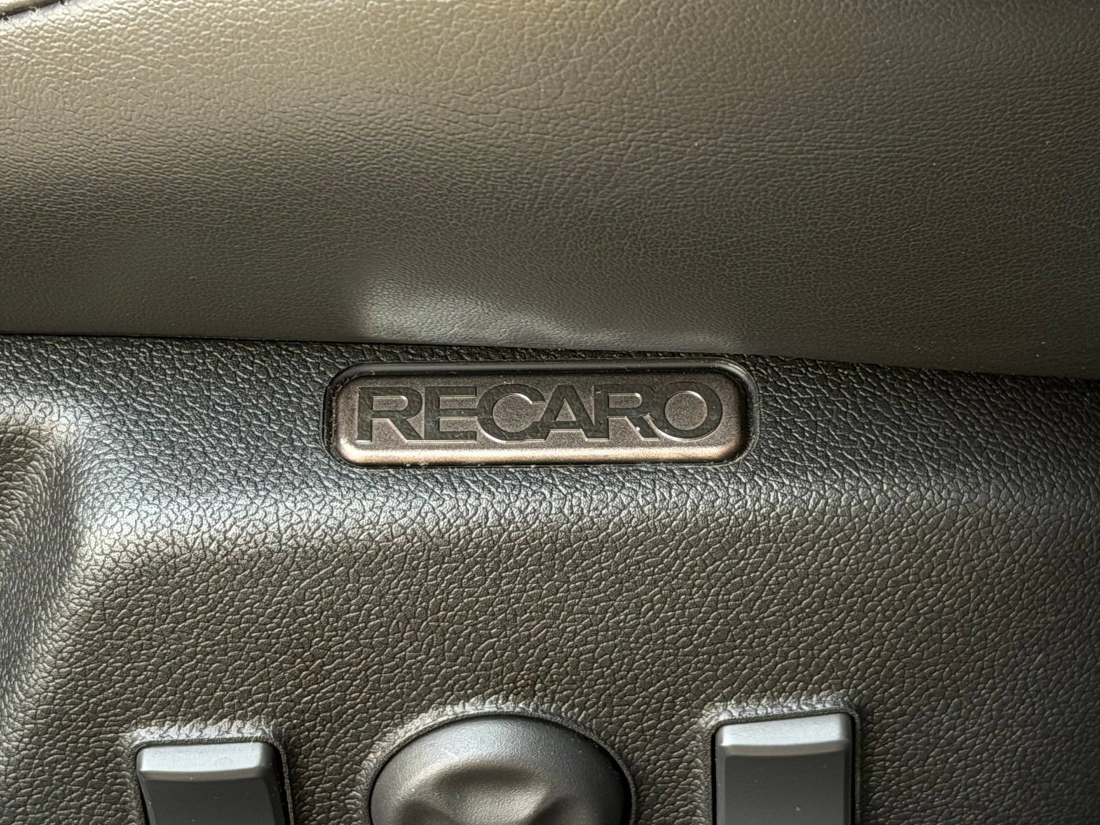 Used 2015 Cadillac CTS V RWD image 8