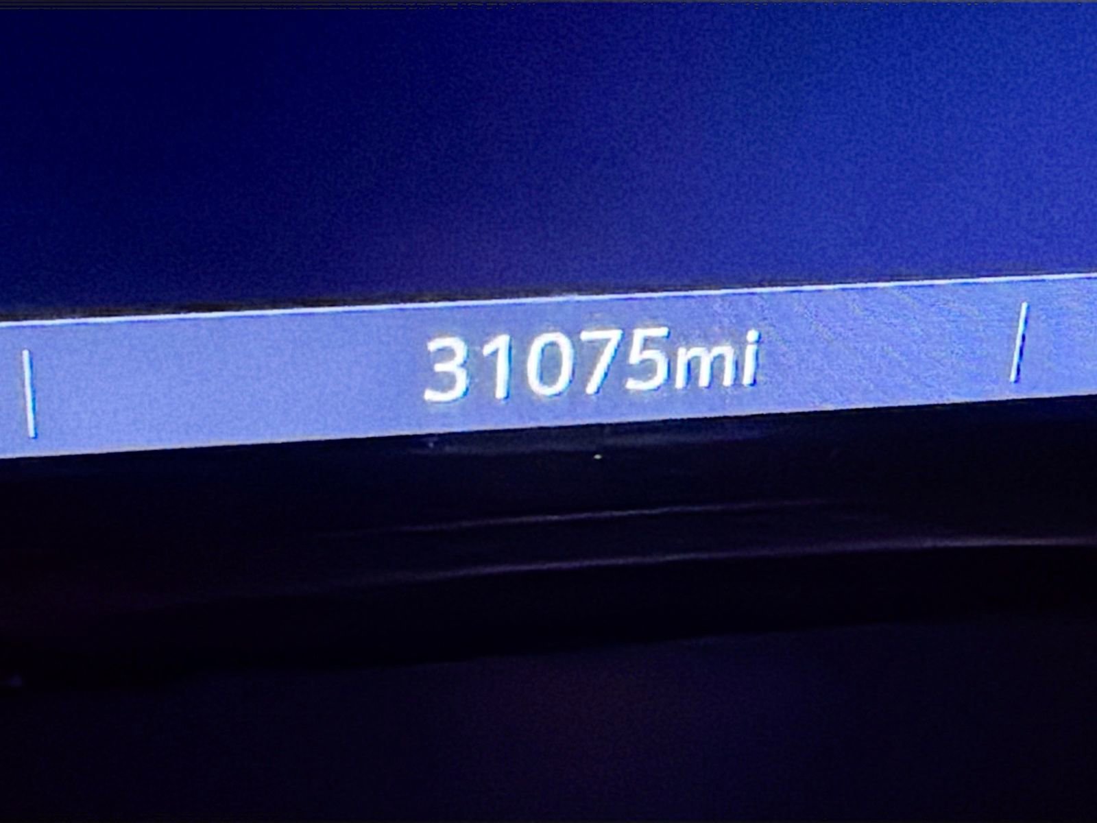 Used 2023 Chevrolet Traverse LT image 12